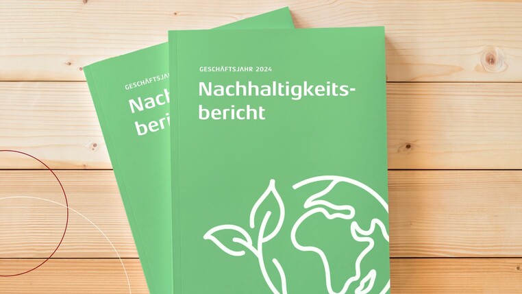 Grüne Broschüren zum Nachhaltigkeitsbericht – Geschäftsjahr 2024